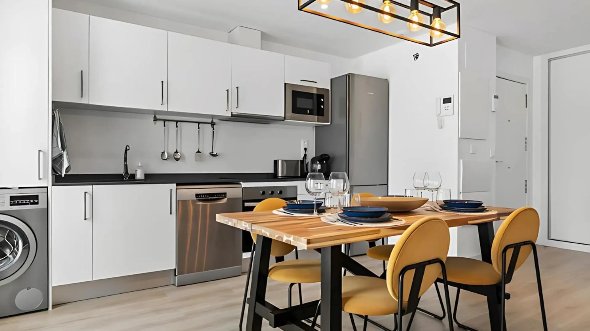 Апартаменты Magnificent Flat With Sea View And Swimming Pool Бенальмадена Испания